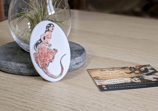 Sirène Raie, Broche Soft Touch ovale