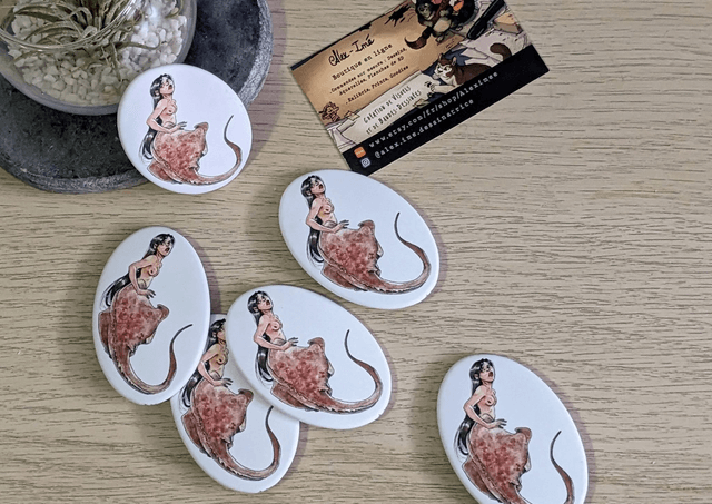 Sirène Raie, Broche Soft Touch ovale